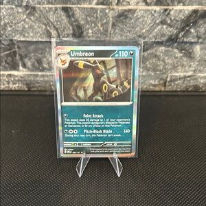 Pokémon Umbreon 059/131 Holo Card from Prismatic Evolutions Set M/NM